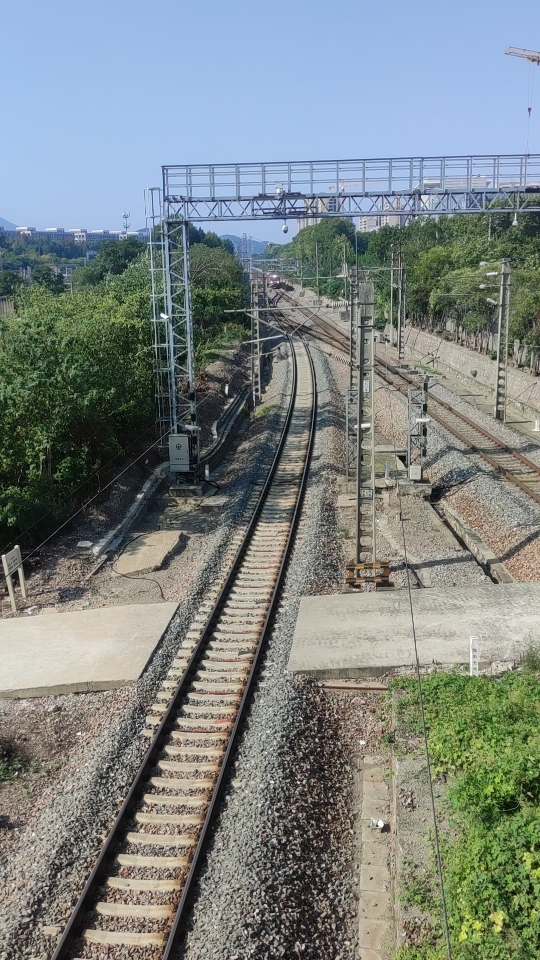 10.2 hxd3d0270牵引客车z163通过南京东站