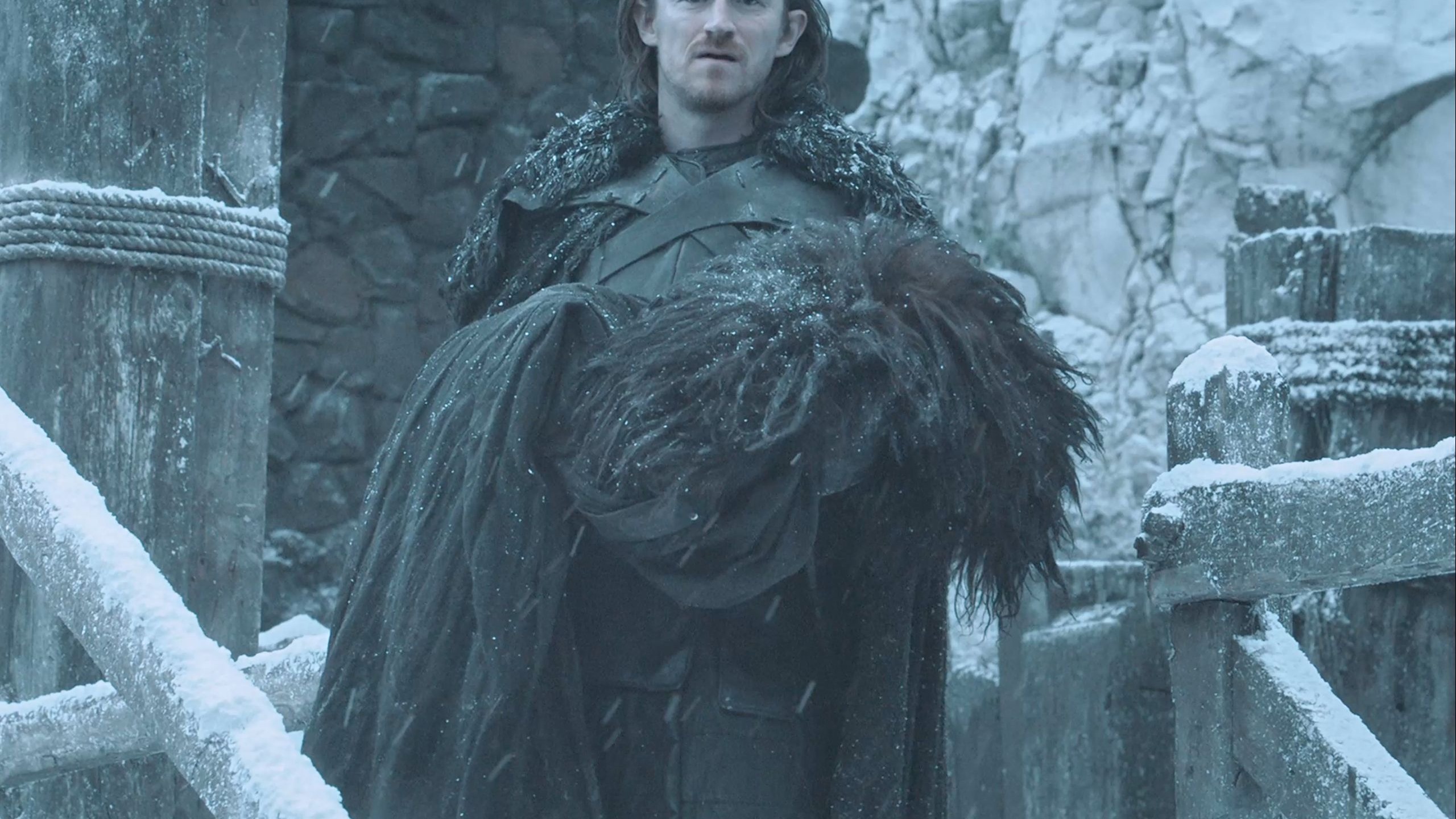 4k 权力的游戏 琼恩雪诺吊死杀死过自己的叛徒 随后卸任总司令交付