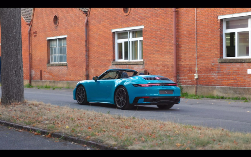 保时捷911 992 迈阿密蓝