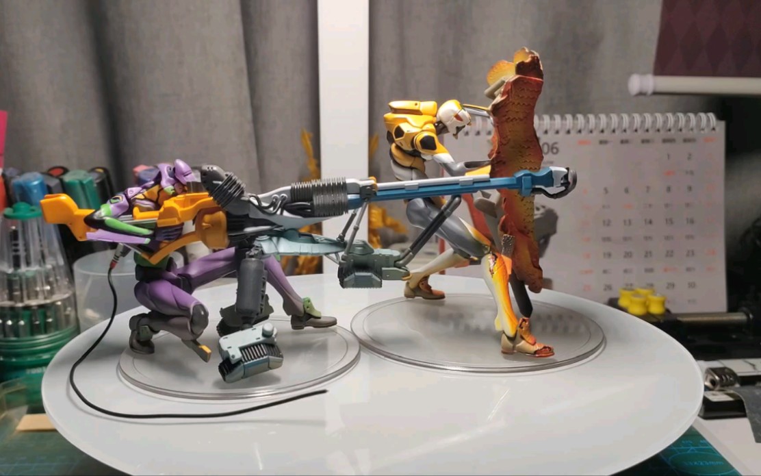 [图]Medicom Toy 新世纪福音战士 EVA01 EVA02 屋岛作战