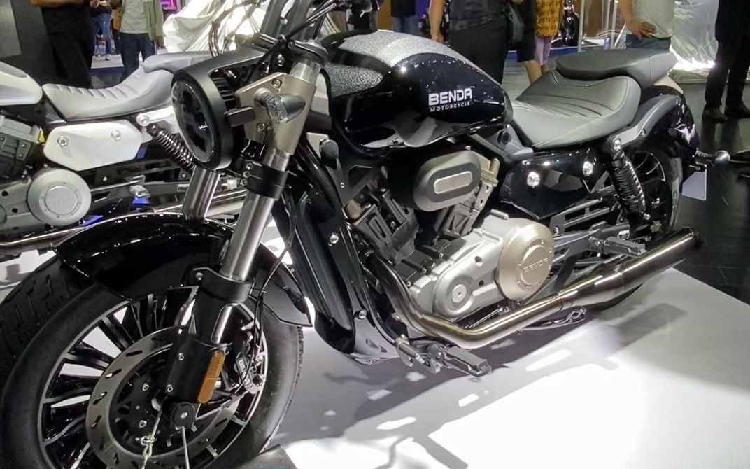 奔达灰石300 金吉拉300plus版 实车亮相_哔哩哔哩_bilibili