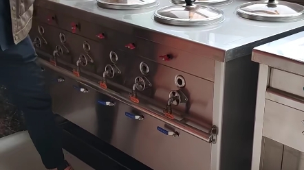 商用燃气六眼煮面炉