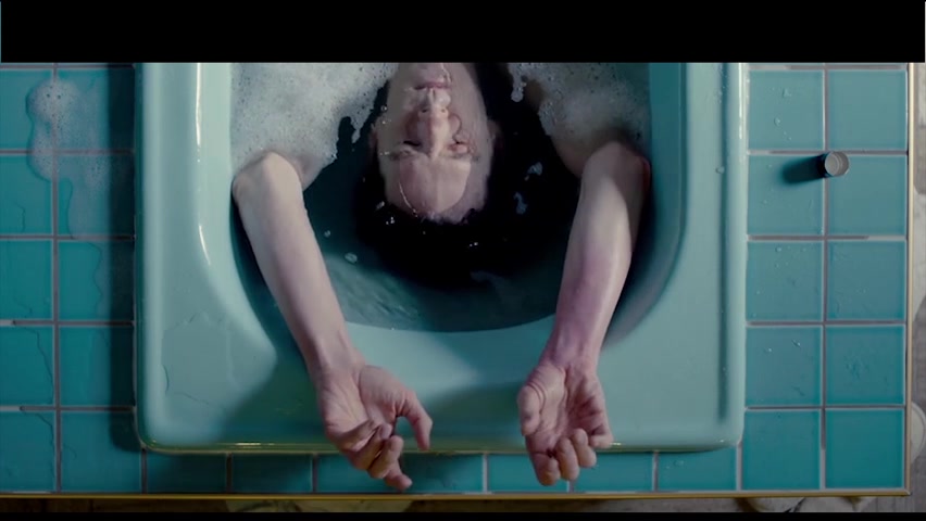 负能量致郁向我就这么坐着生活给我什么我就接着拿走什么我就看着