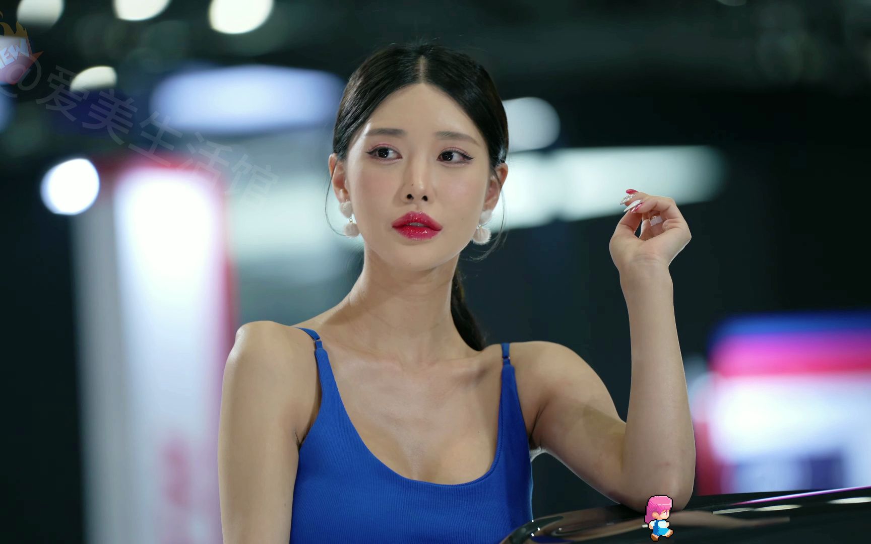 爱的表达,韩国车展美女模特以浪漫的情感呈现出车与人之间的深情厚谊