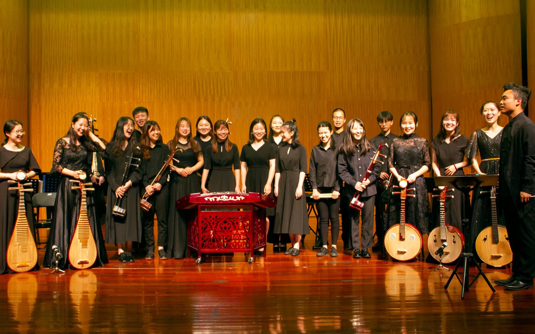 弹拨乐合奏《无词歌》 指挥:姚元鹏