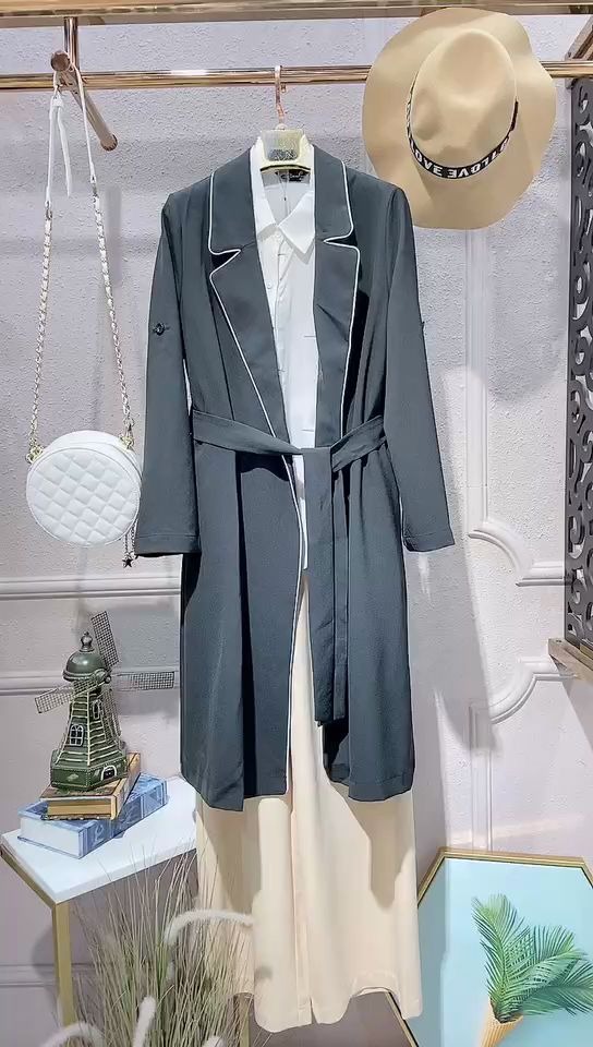 超高吊牌价女装风衣,2020折扣女装朗斯莉秋装拿货渠道,正品批发