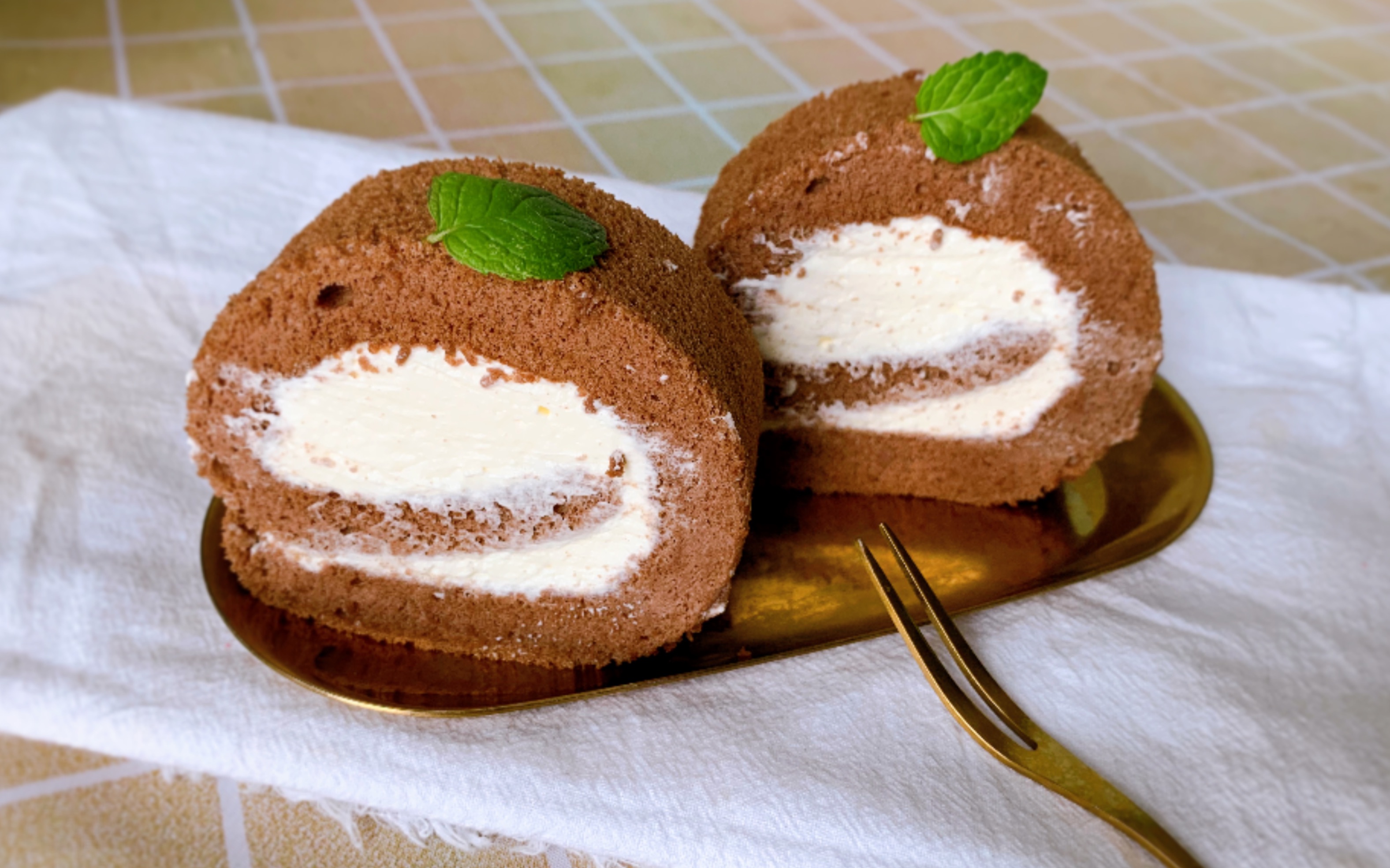 vlog.12 可可蛋糕卷_哔哩哔哩 (゜-゜)つロ 干杯~-bilibili