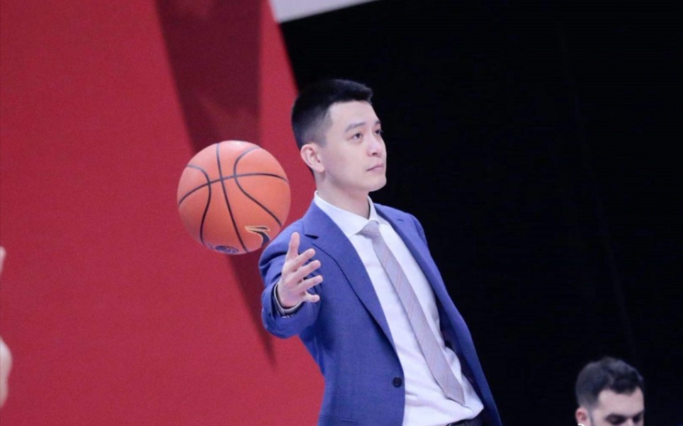 你可以永远喜欢帅而自知的杨指导