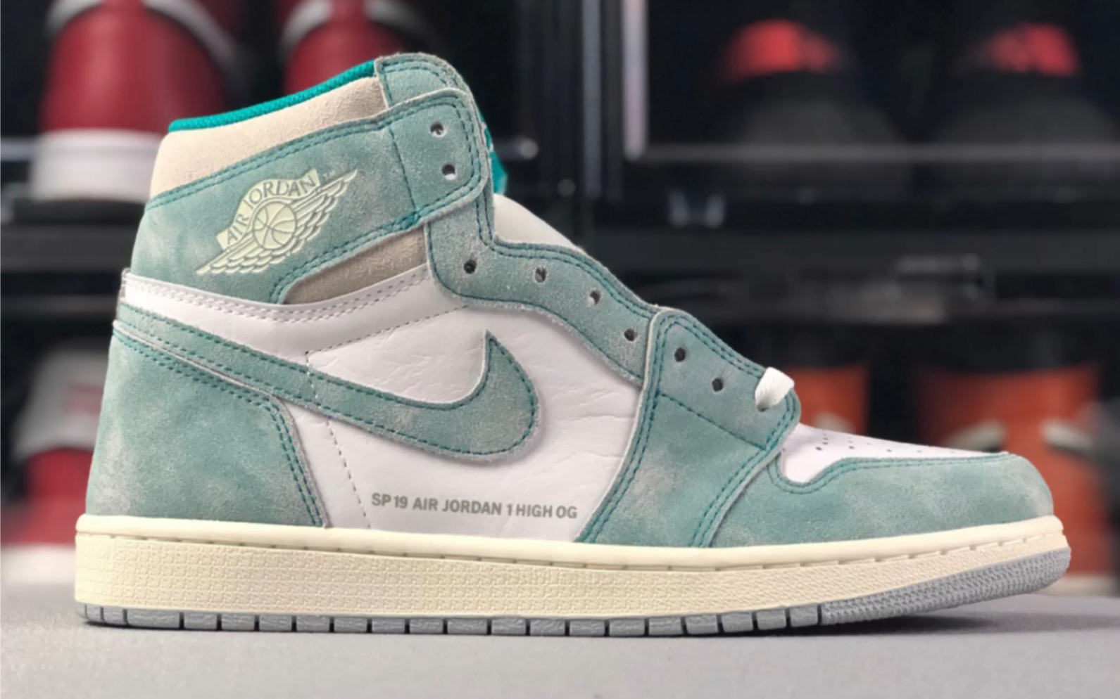 莆田纯原材料制作 Air Jordan 1 Turbo Green AJ1 蒂芙尼绿麂皮 精致的细节鉴赏视频 带你品味最纯原的味道 细节永远决定成败哔哩哔哩bilibili