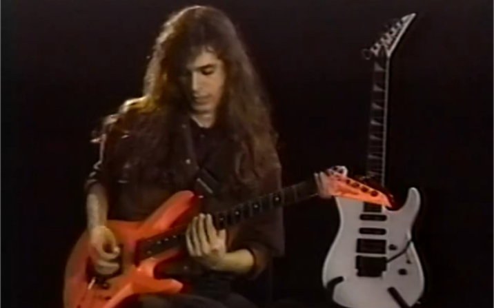 [图]Kiko Loureiro in 19 years old [Guitarra Rock]