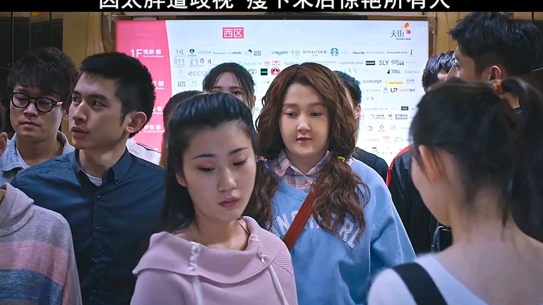 《月半爱丽丝》