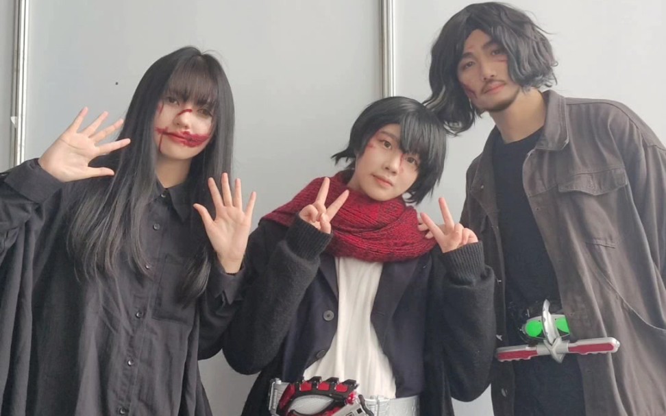 逛展的鹰山一家与看着很老实的仁叔