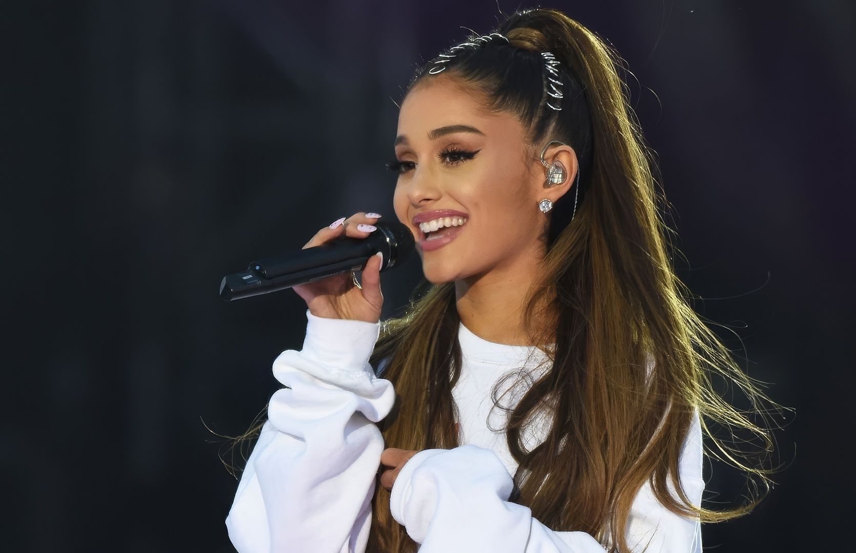 ariana grande-we cant be friends(wait for your love)-2024