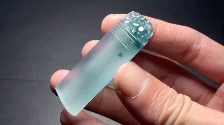 冰种翡翠飘花好还是不飘花好呢