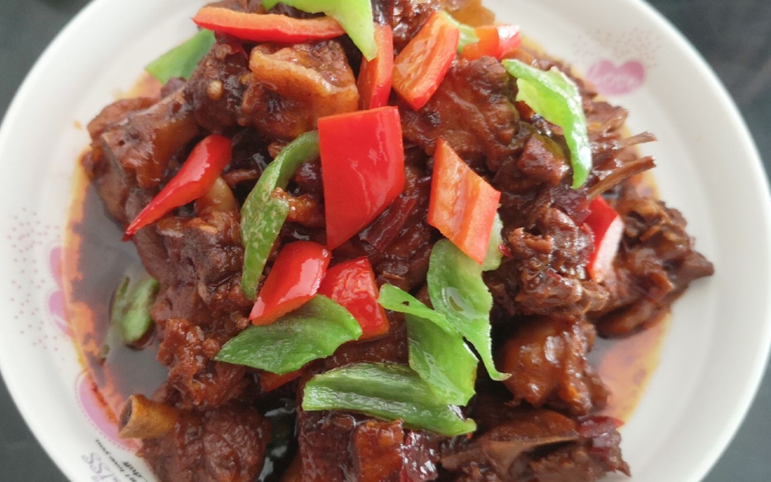 【啤酒鸭】半只鸭子做了一盘啤酒鸭,鲜香麻辣,非常的下饭