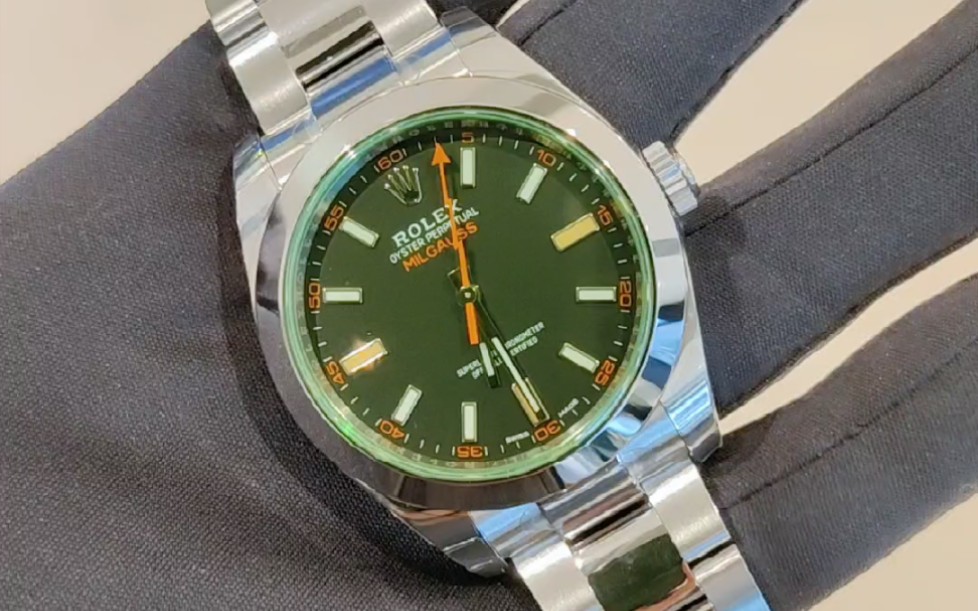 劳力士 #防磁 #116400gv #蚝式恒动 #milgauss 綠水晶鏡面是一款由