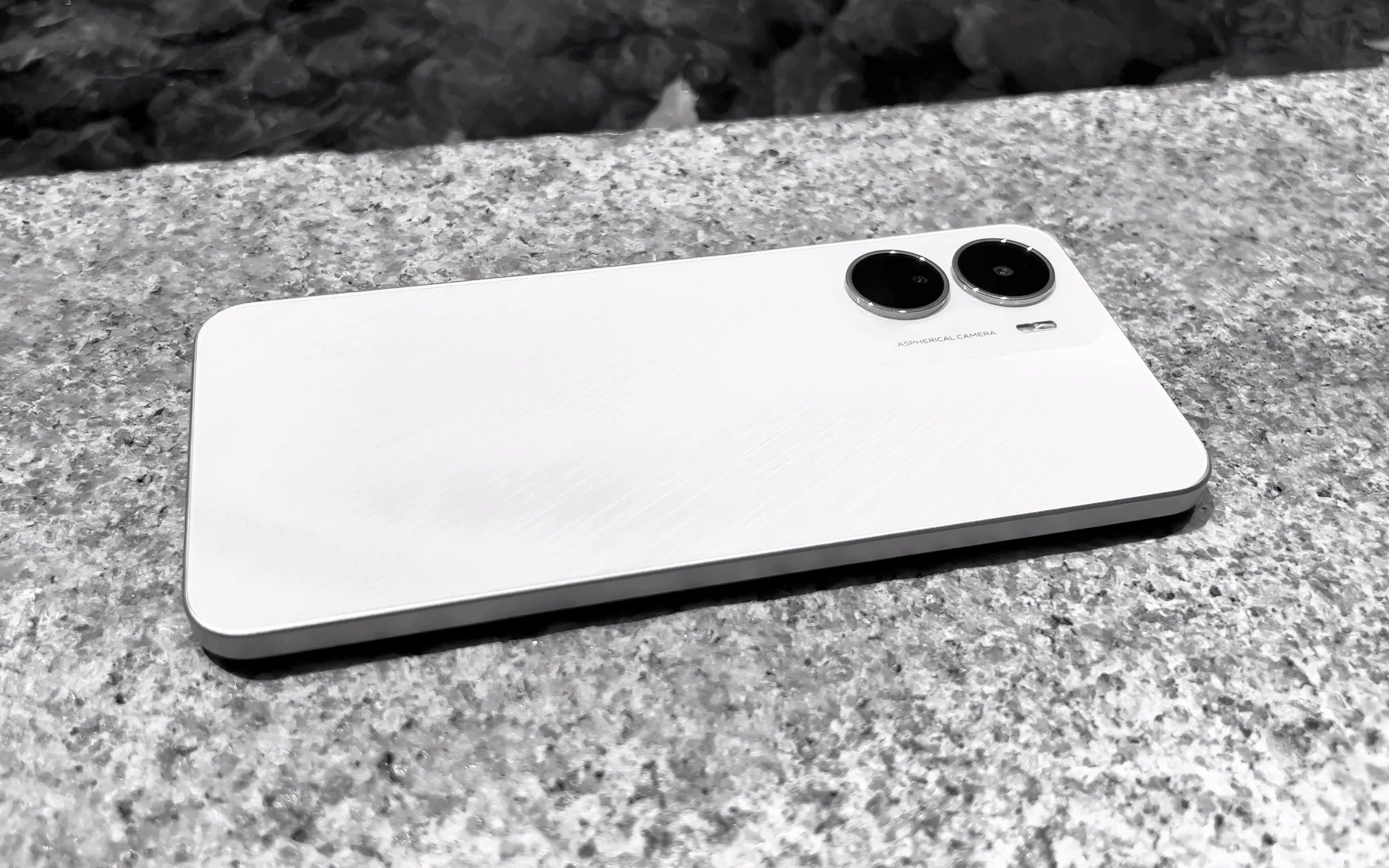 我的 vivo y16 强大到足以玩原神这样的大型游戏