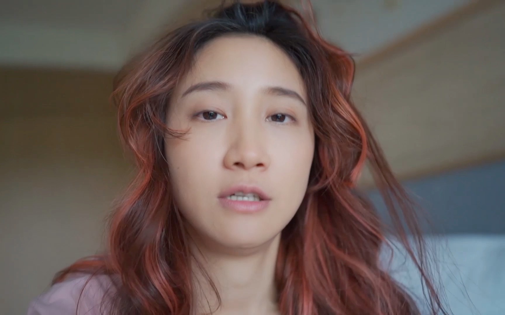 御泥坊耀白面膜:陈彦妃同款,肌肤自带反光板