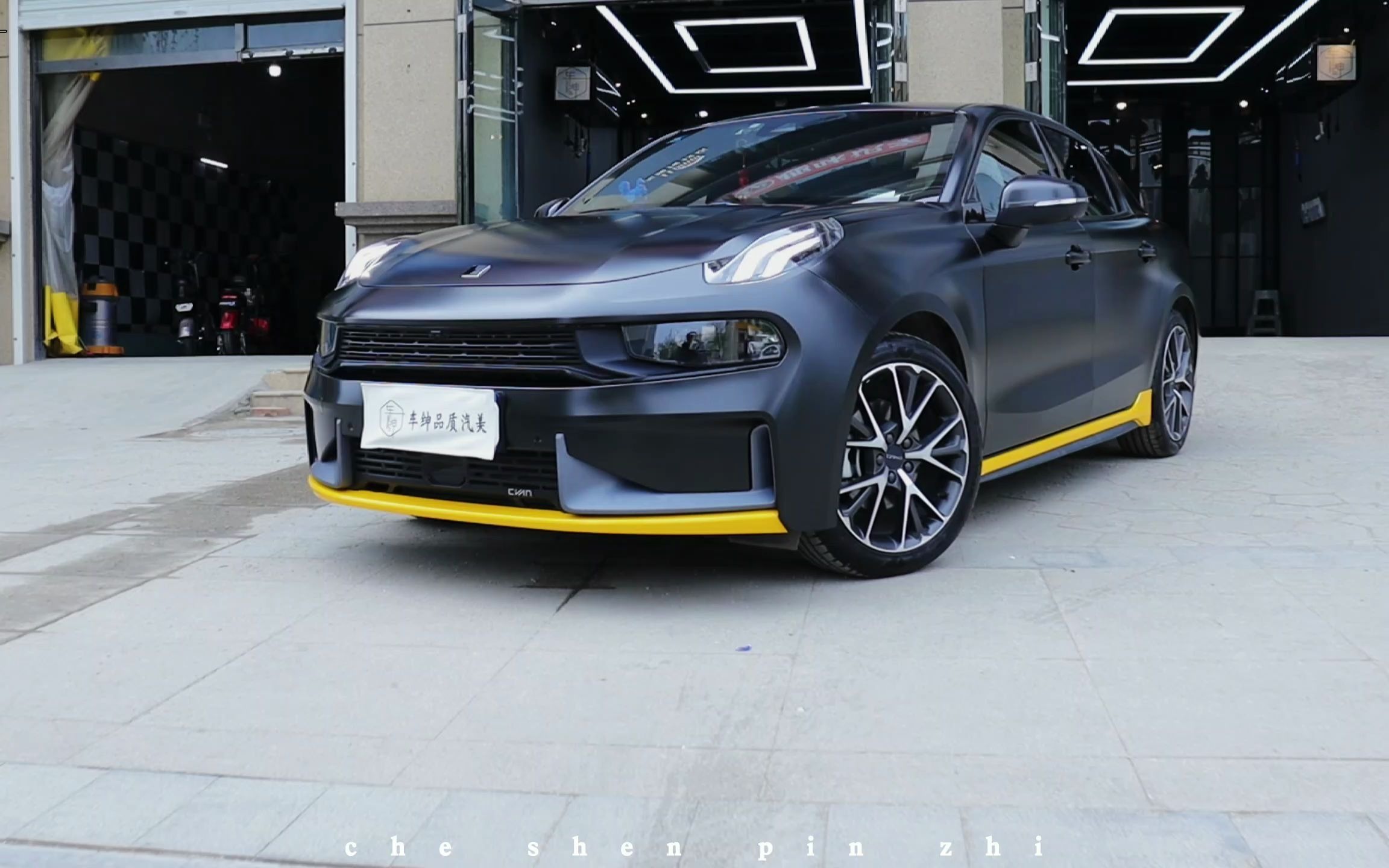 活动作品领克03陶瓷黑改色黑武士