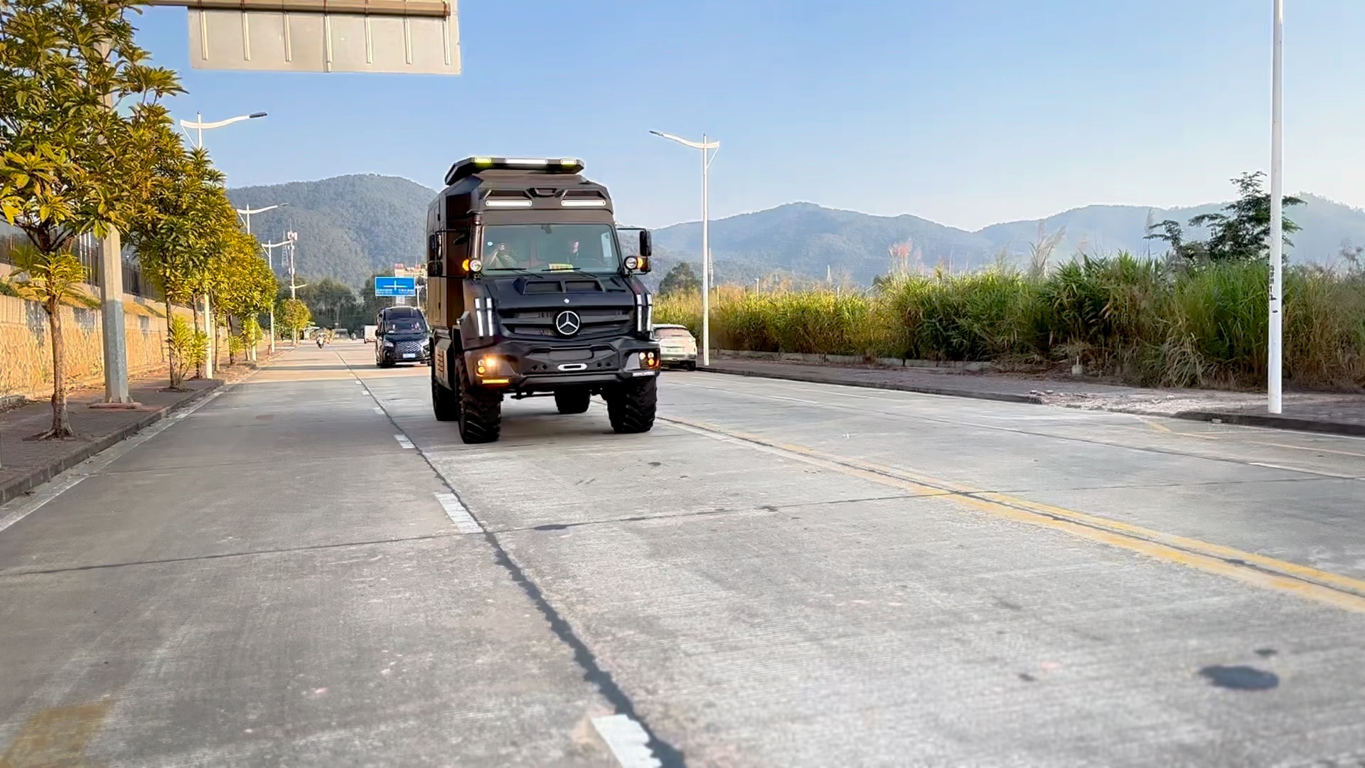 乌尼莫克玄武商旅房车正式下线测试