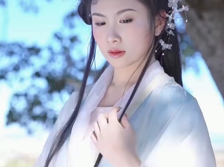 我这个住在清真连国食杂店的真正的张雪婷的ai合成视频54!