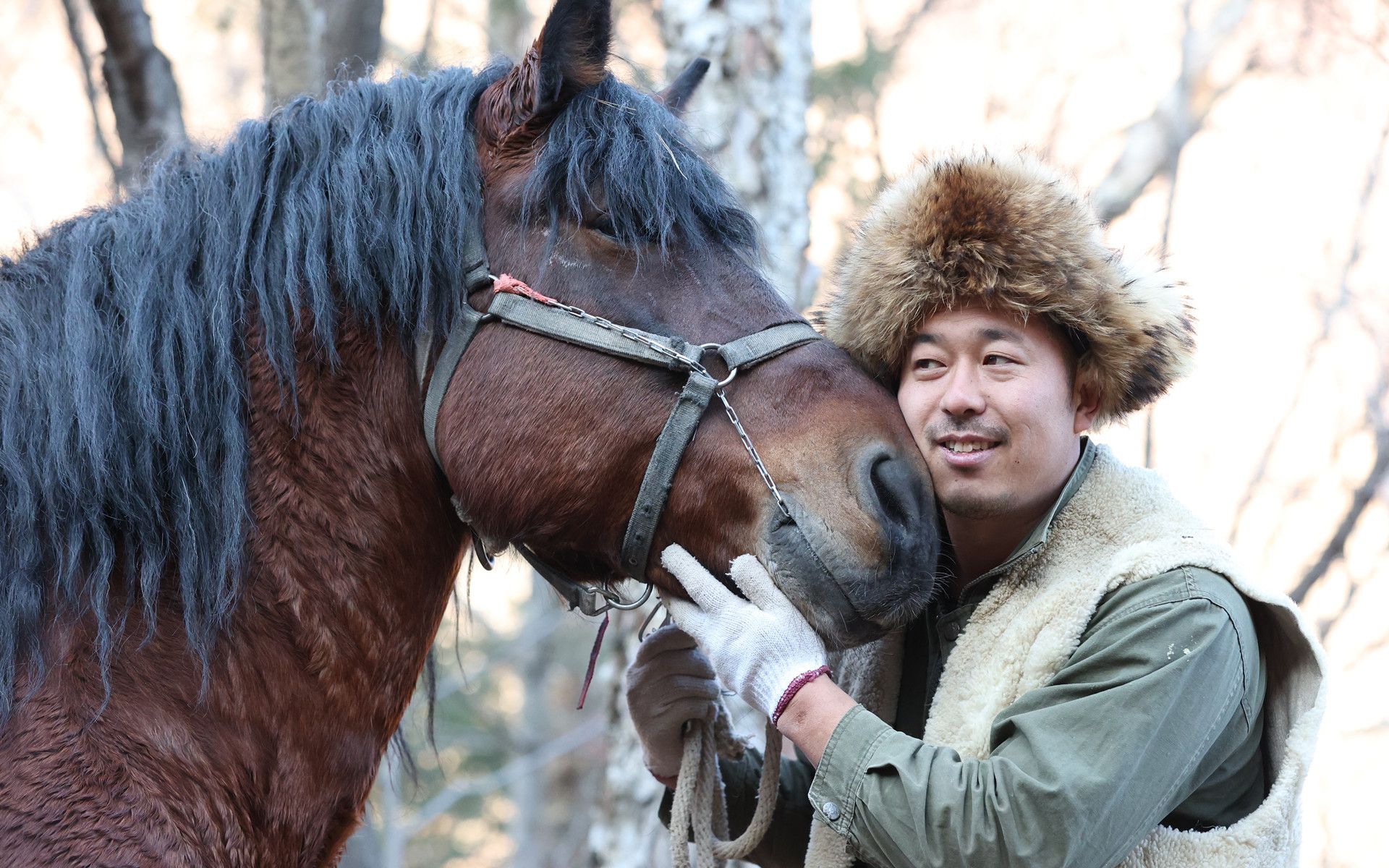 [图]东北小伙退伍后隐居长白山种地，遭受灭顶之灾被多人嘲笑，最终实现蜕变，“我是农村人我为农村做事”