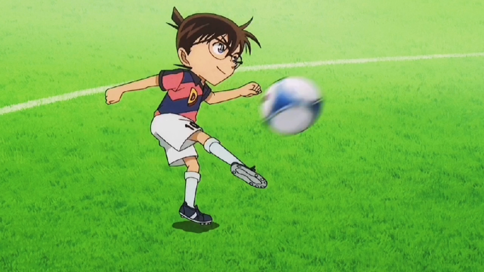 不是吧不是吧 这年头居然还有人觉得柯南踢的是足球_哔哩哔哩_bilibil