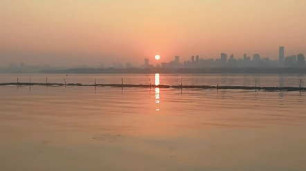 武汉东湖落日—楚河汉街