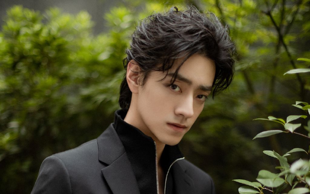 engsub郑云龙zhengyunlong迪奥dior户外音乐会回不去的我themewhocant