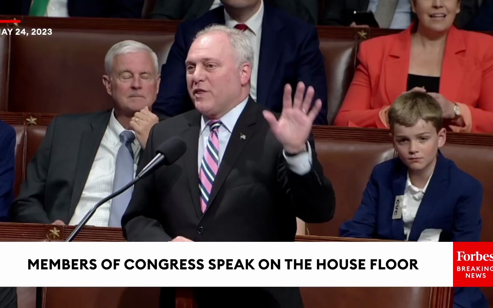 [图]BREAKING NEWS Chaos Erupts In House As Scalise And Clark Battle Over Debt Limit