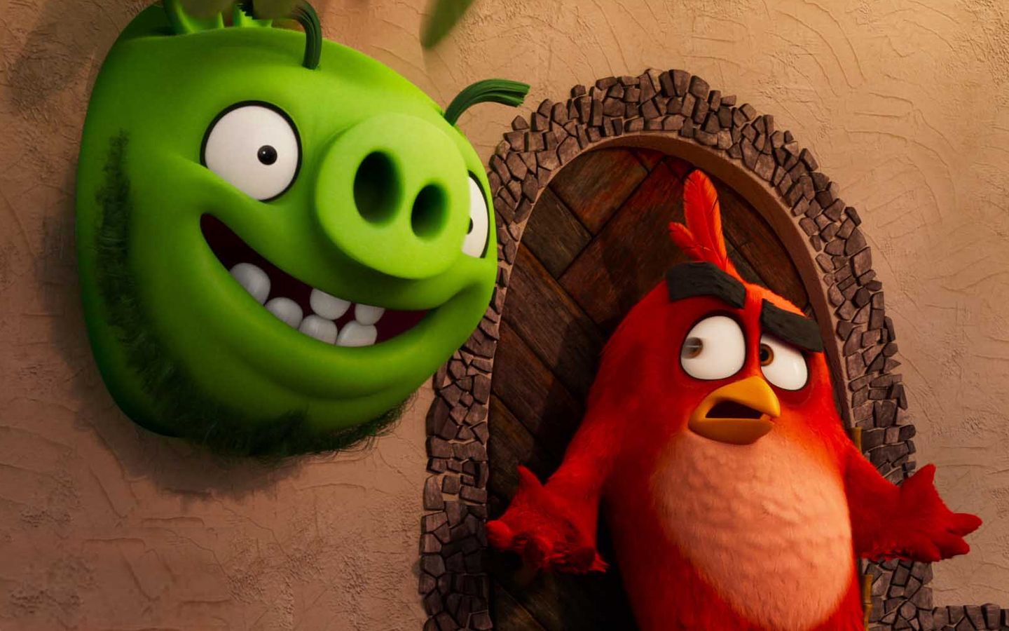 《愤怒的小鸟2》上演动物版冰与火之歌,傻鸟萌猪联手打击大胖鹰