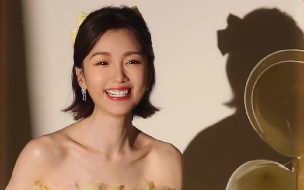 毛晓彤#笑起来的时候眼睛里有星星