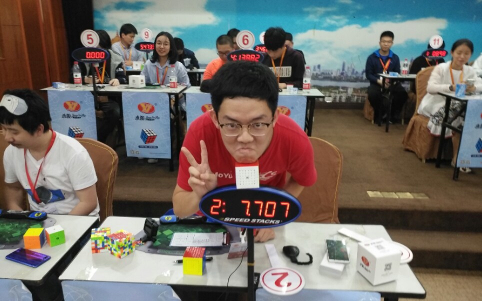 张安宇七阶魔方中国纪录(单次2:07.70)(2019wca武汉魔方公开赛)