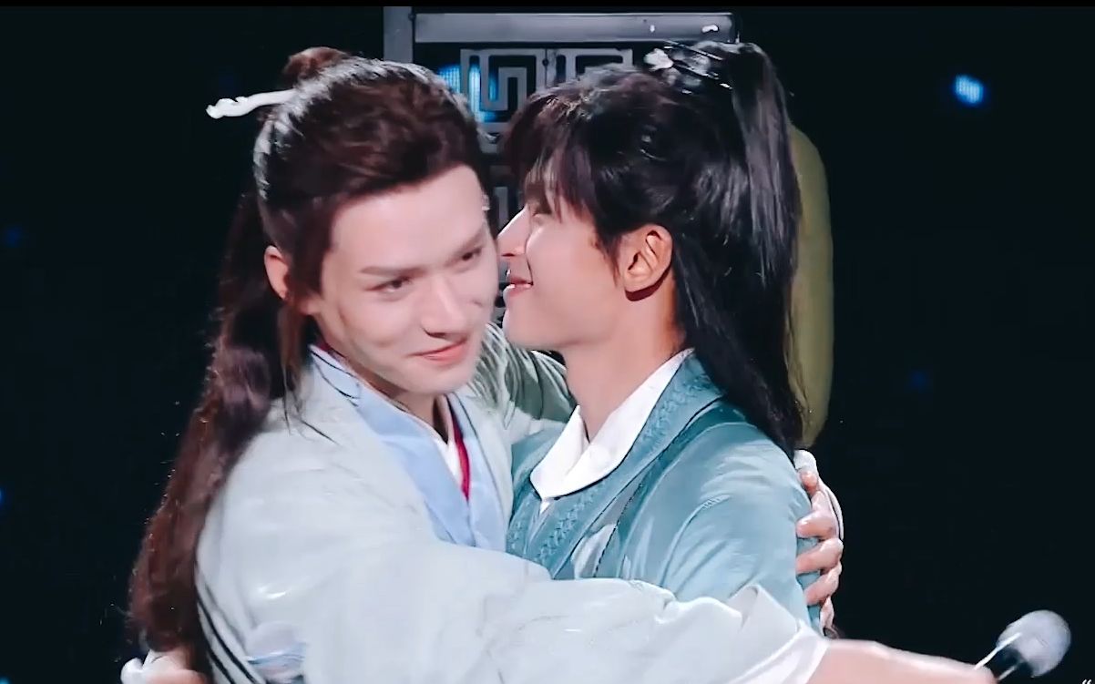 【浪浪钉丨双向奔赴丨龚俊×张哲瀚丨rps】"我永远都在"_哔哩哔哩 (゜