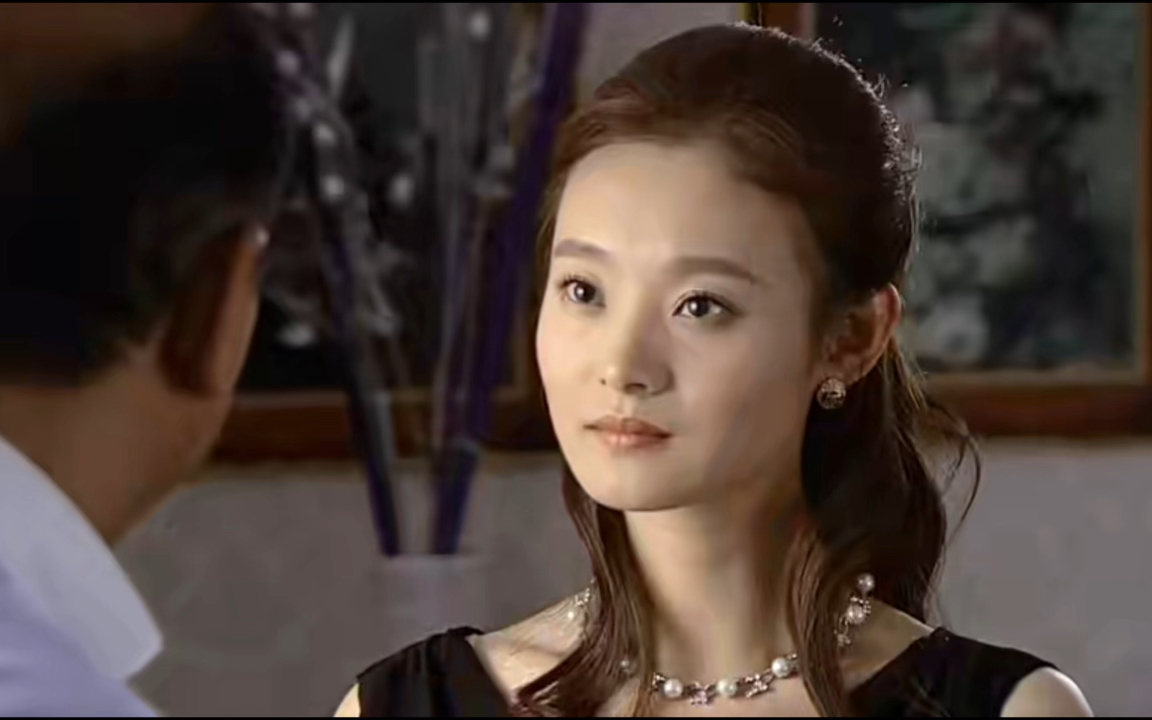 董薇薇为达目的不惜利用前男友的姐姐