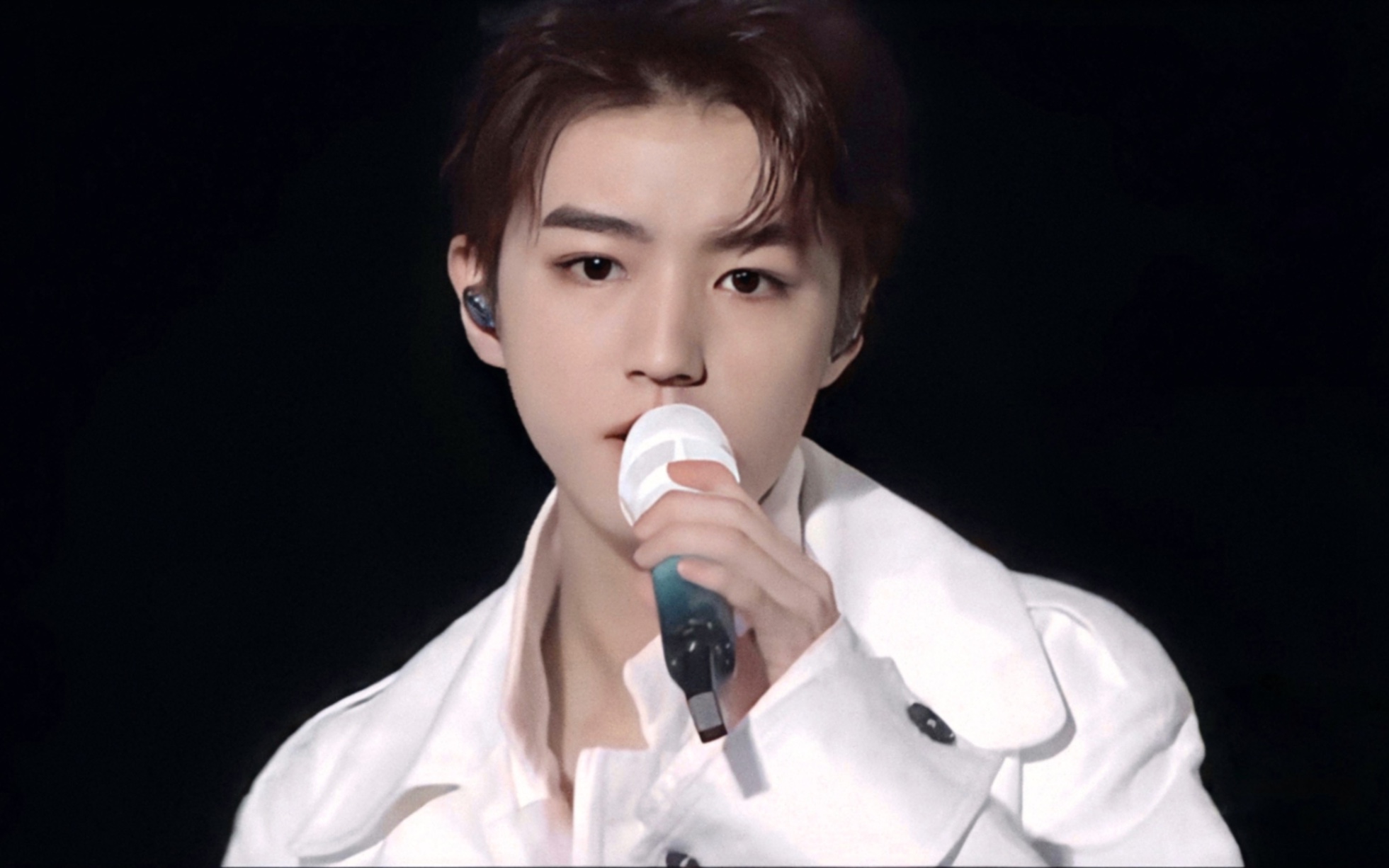 王俊凯|【此刻之外】十九岁生日会现场talk cut