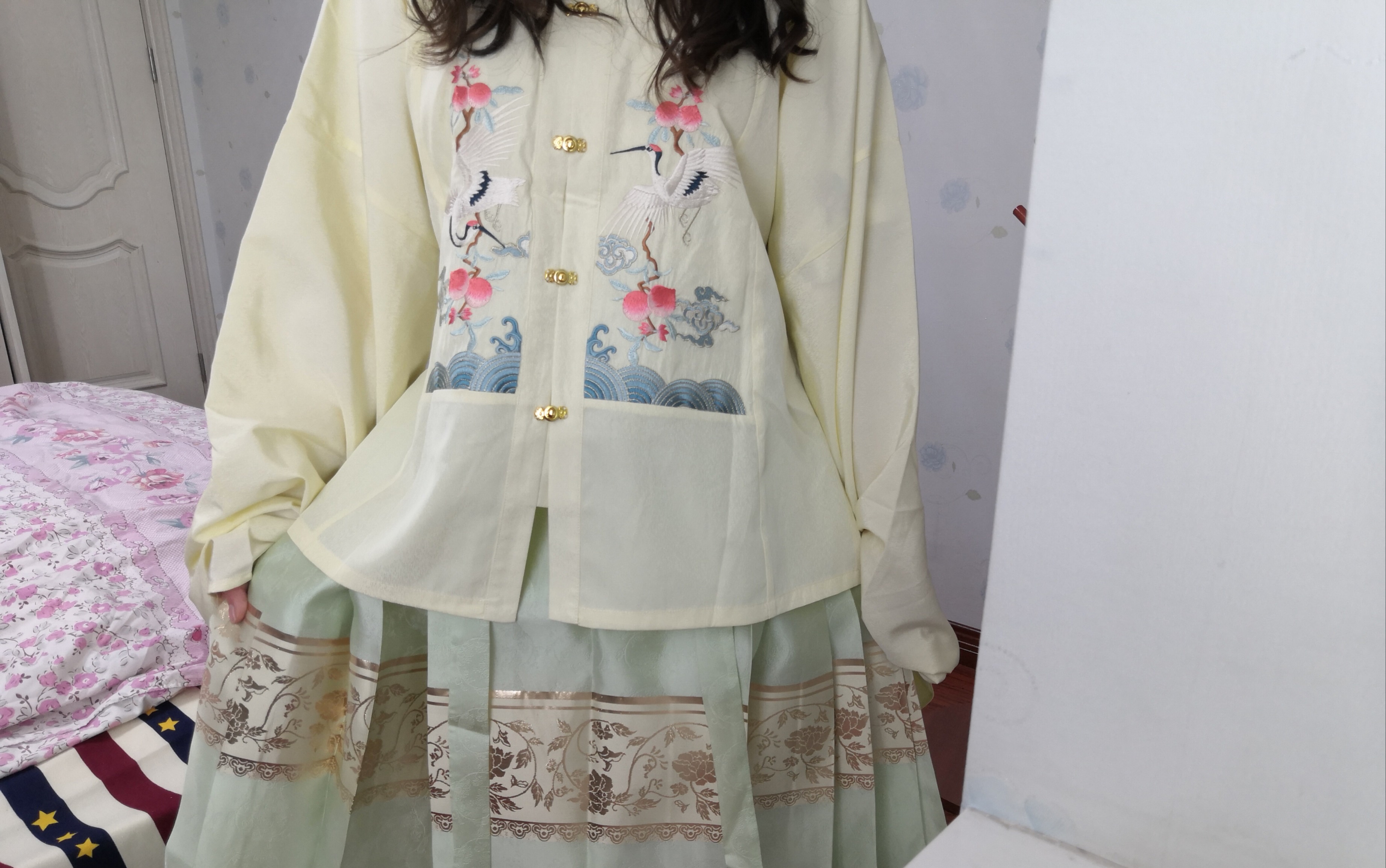 「兰若庭-望水云鹤开箱」