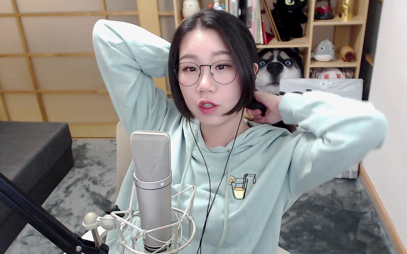 格格酱031110首陷阱原谅胆小鬼夜空中最亮的星岩石里的花