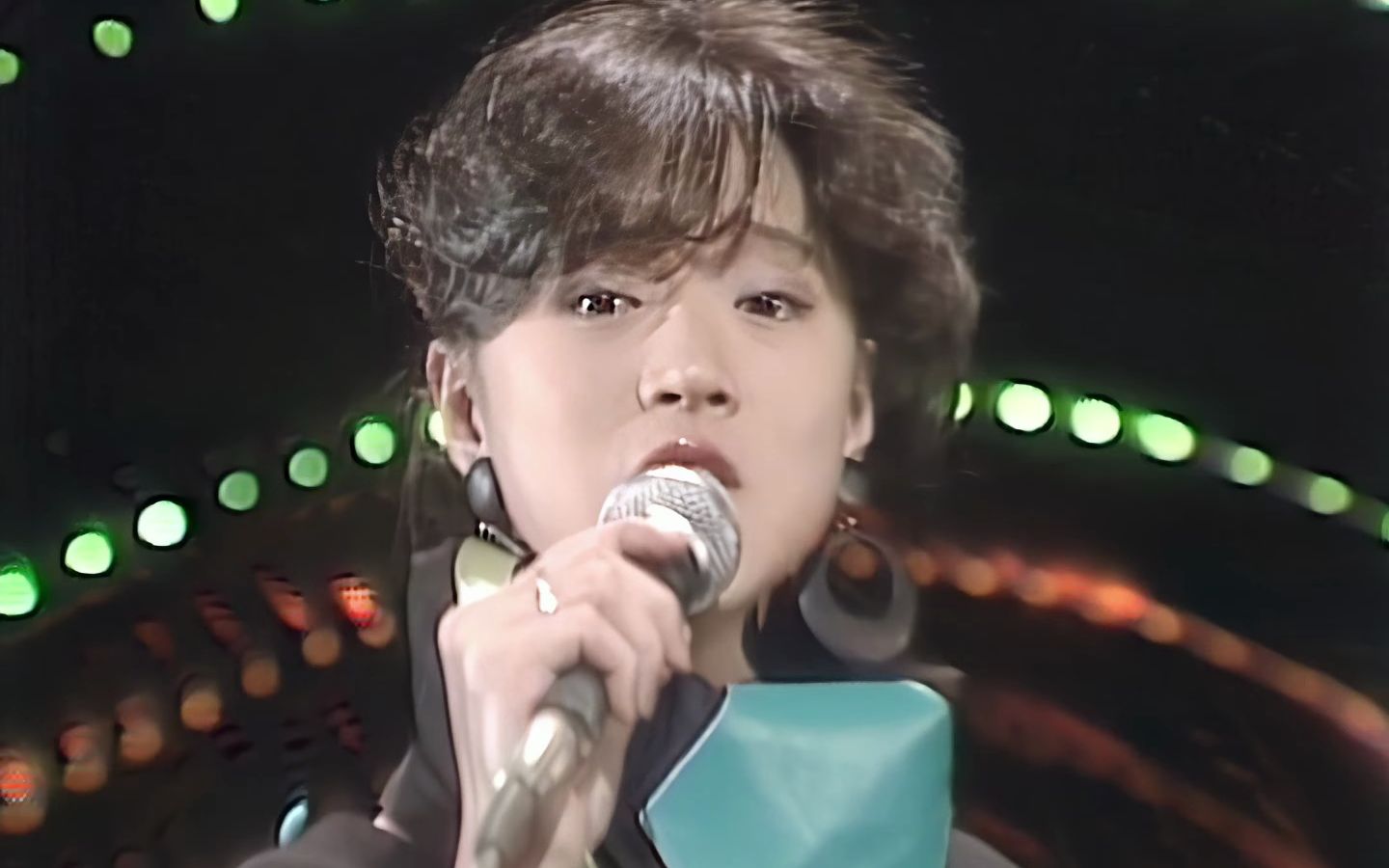 [4k 60fps] (中森明菜) - (禁区) 1983 4k ai 修复
