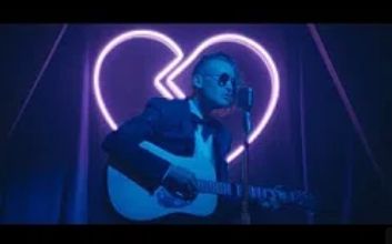 [图][中] gnash - the broken hearts club 欢迎加入心碎俱乐部，可能你会讨厌，但这比爱容易。