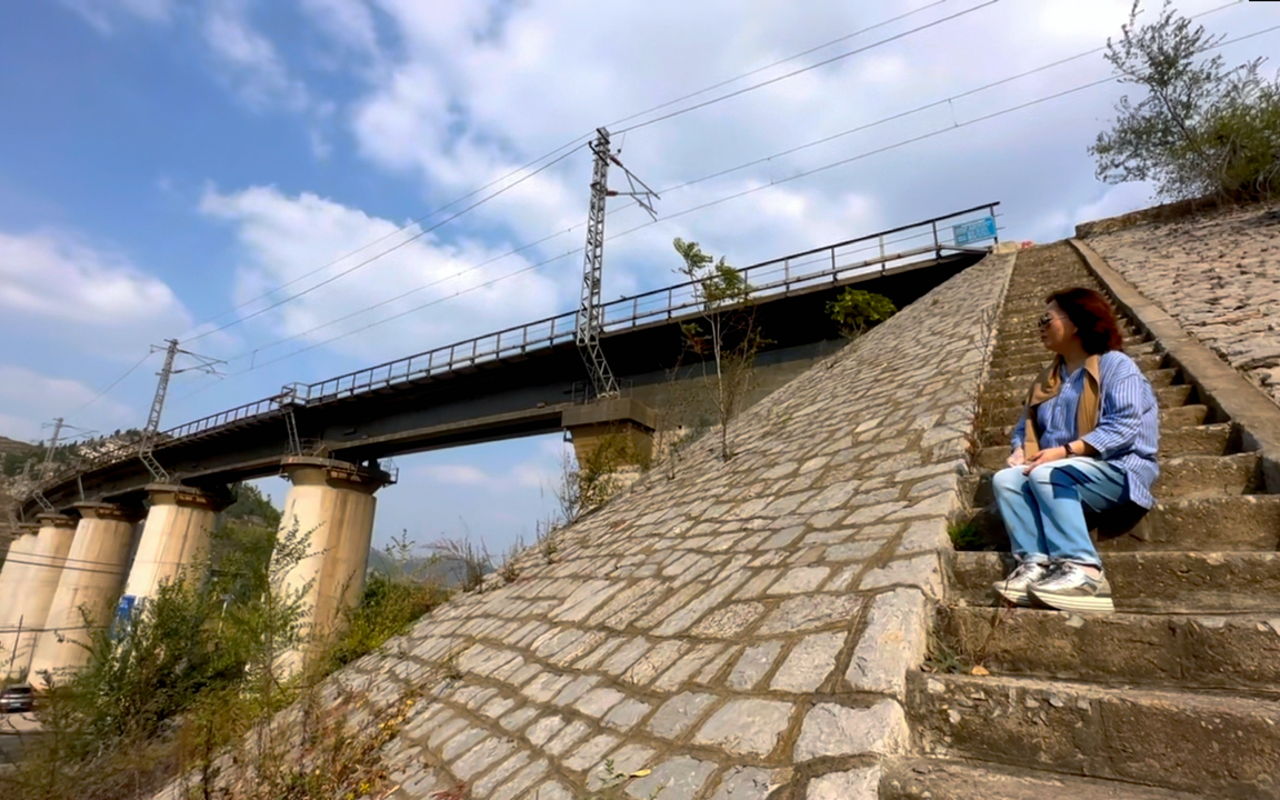 铁路上的壮丽风光——辛泰铁路谢家店铁路大桥