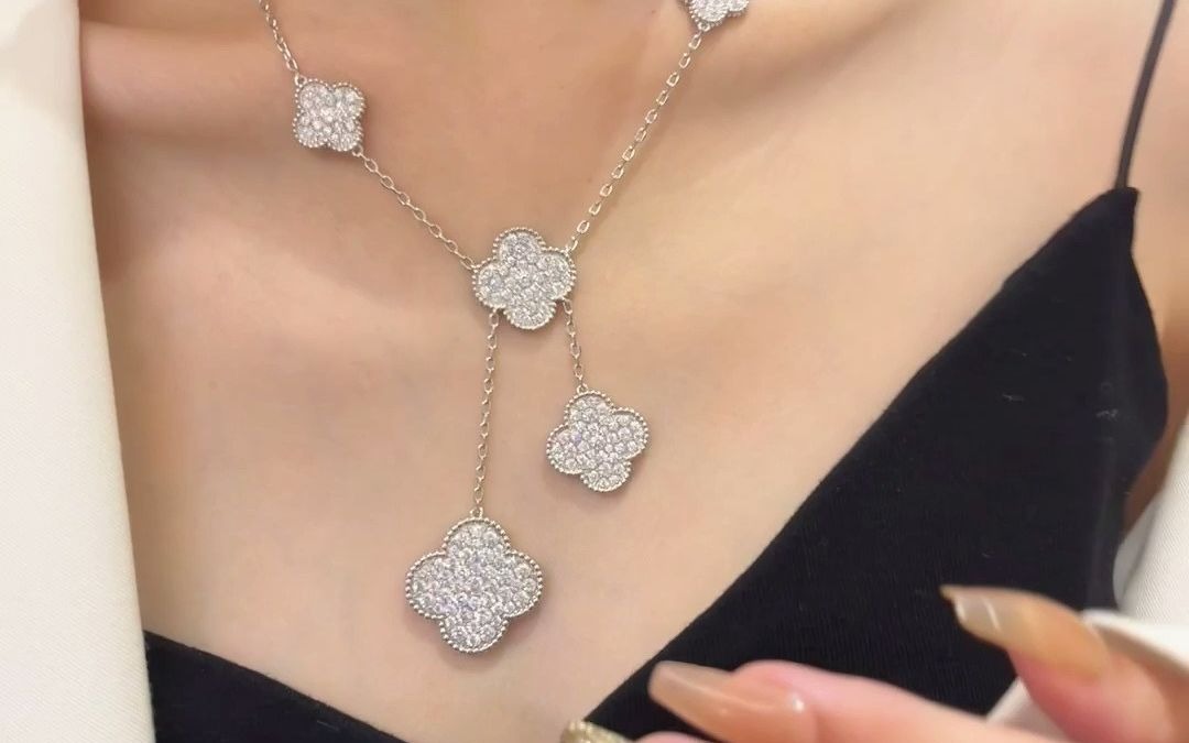 分享一款高仿gucci古驰首饰项链哪家做的最好