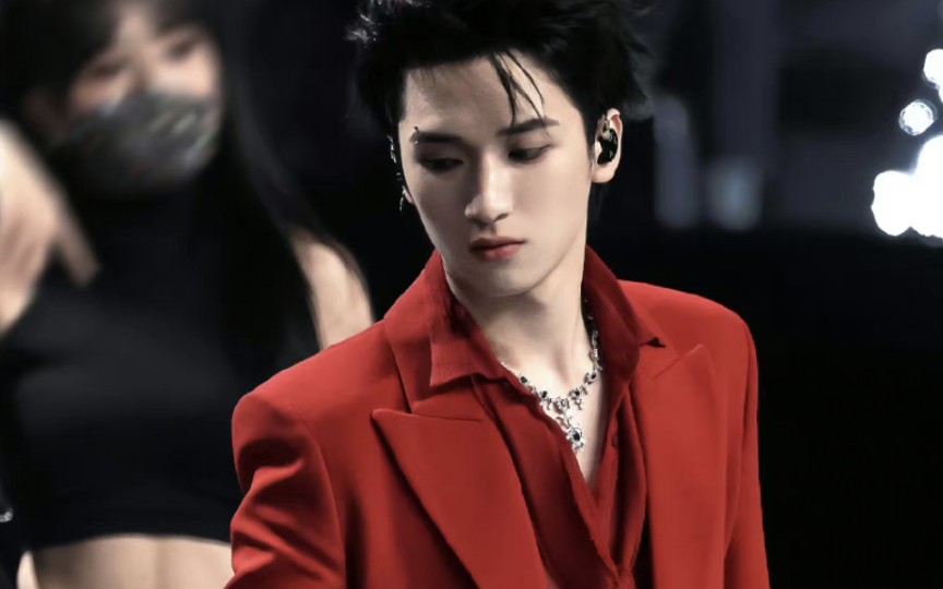 【严浩翔】澳门演唱会造型混剪