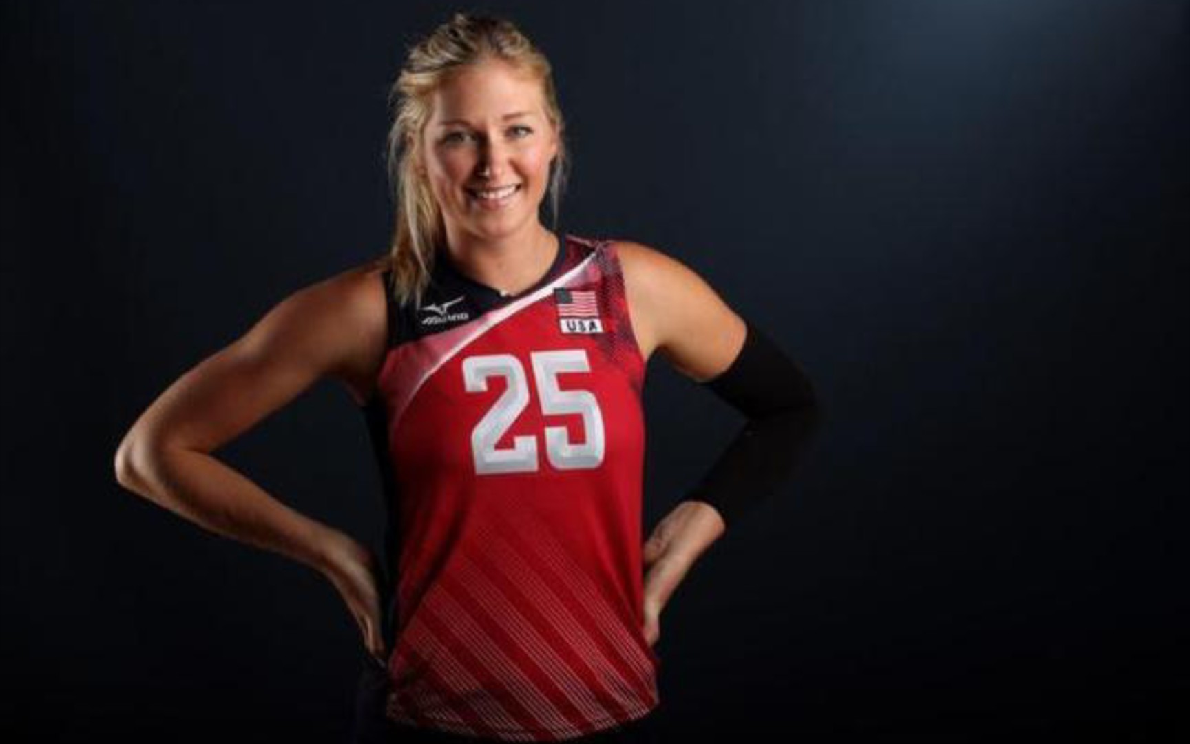 美国女排大表姐 洛维.16年奥运会半决赛的鸡血时刻