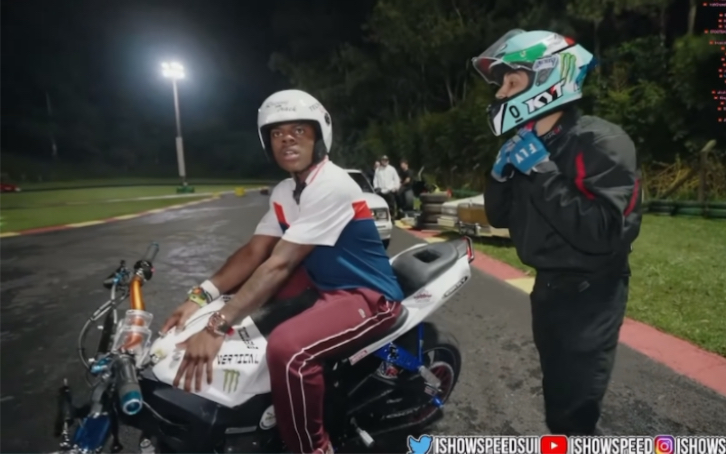 speed在巴西赛车场体验双人摩托