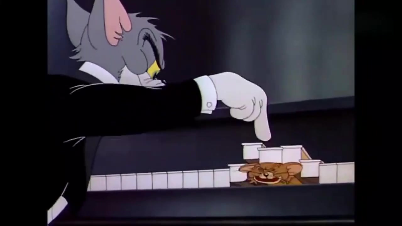 猫和老鼠弹琴图片