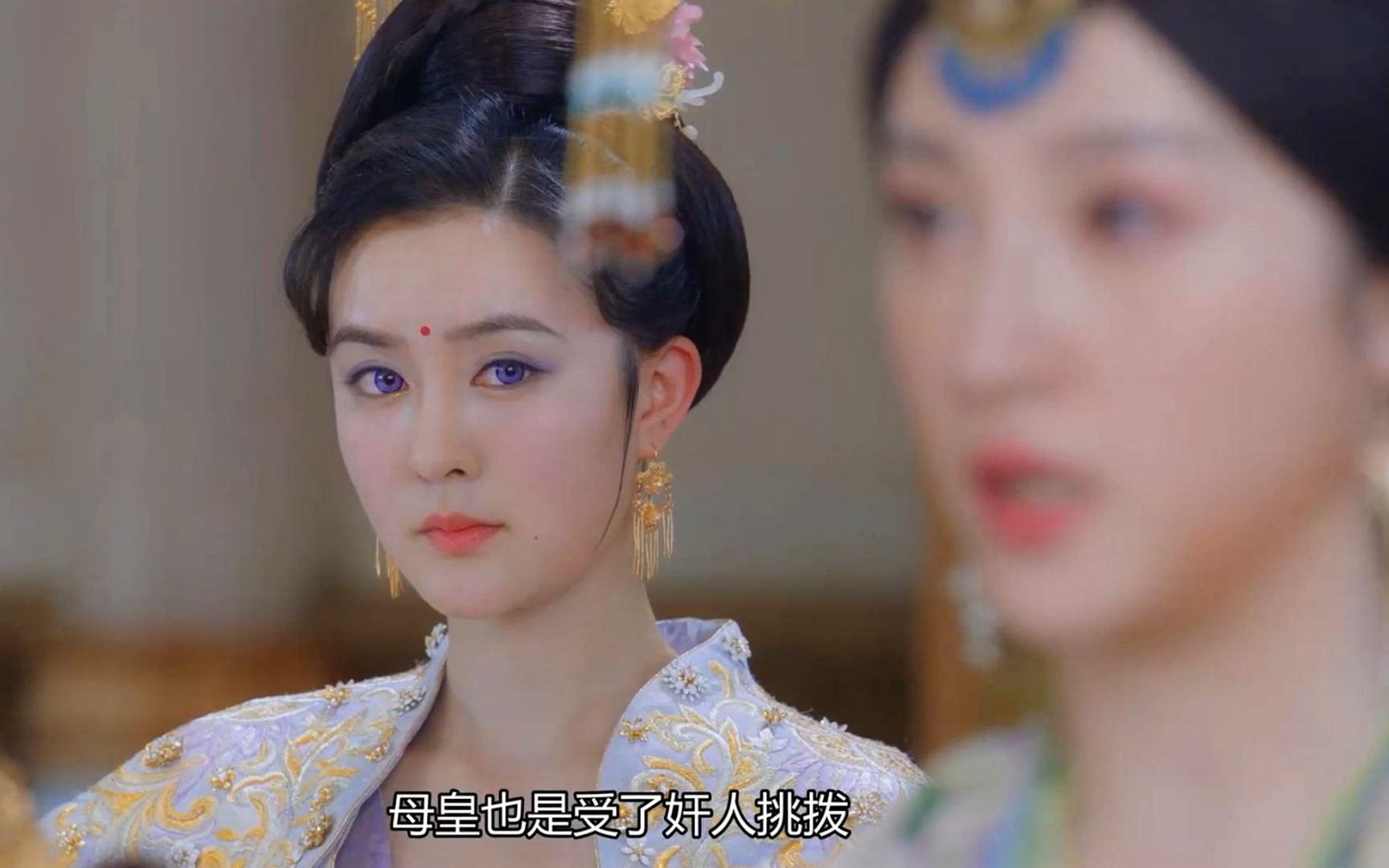 锦绣戳穿碧莹明家人身份,花木槿作保力挺碧莹,三姐妹各怀鬼胎