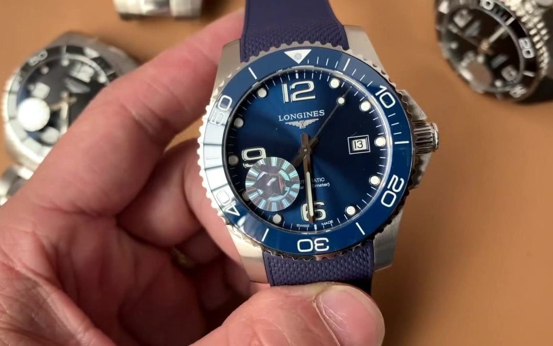 小国名品 zf浪琴康卡斯胶带运动潜水表