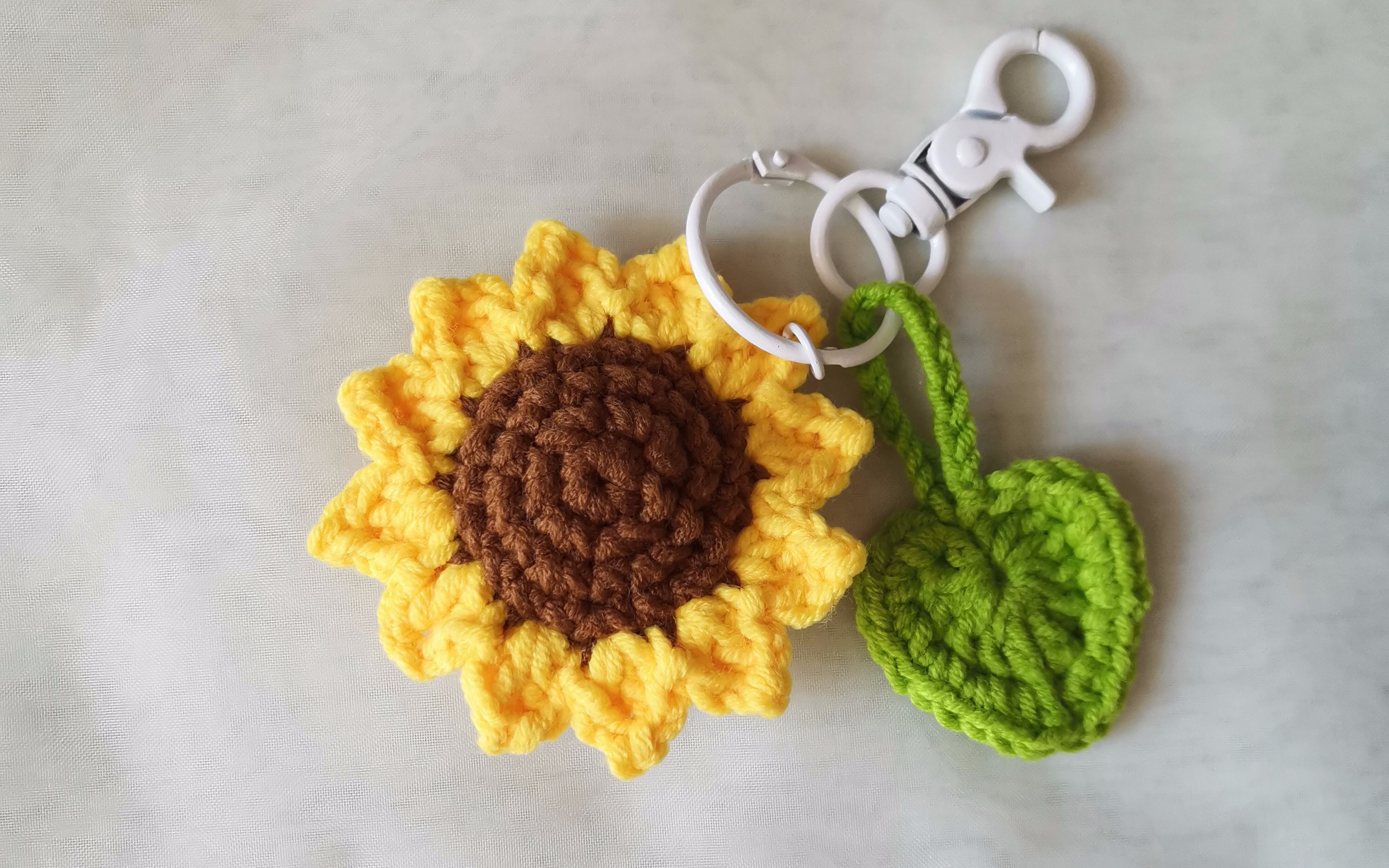 萌妈毛线diy-向日葵挂件教程_哔哩哔哩 (゜-゜)つロ 干杯~-bilibili