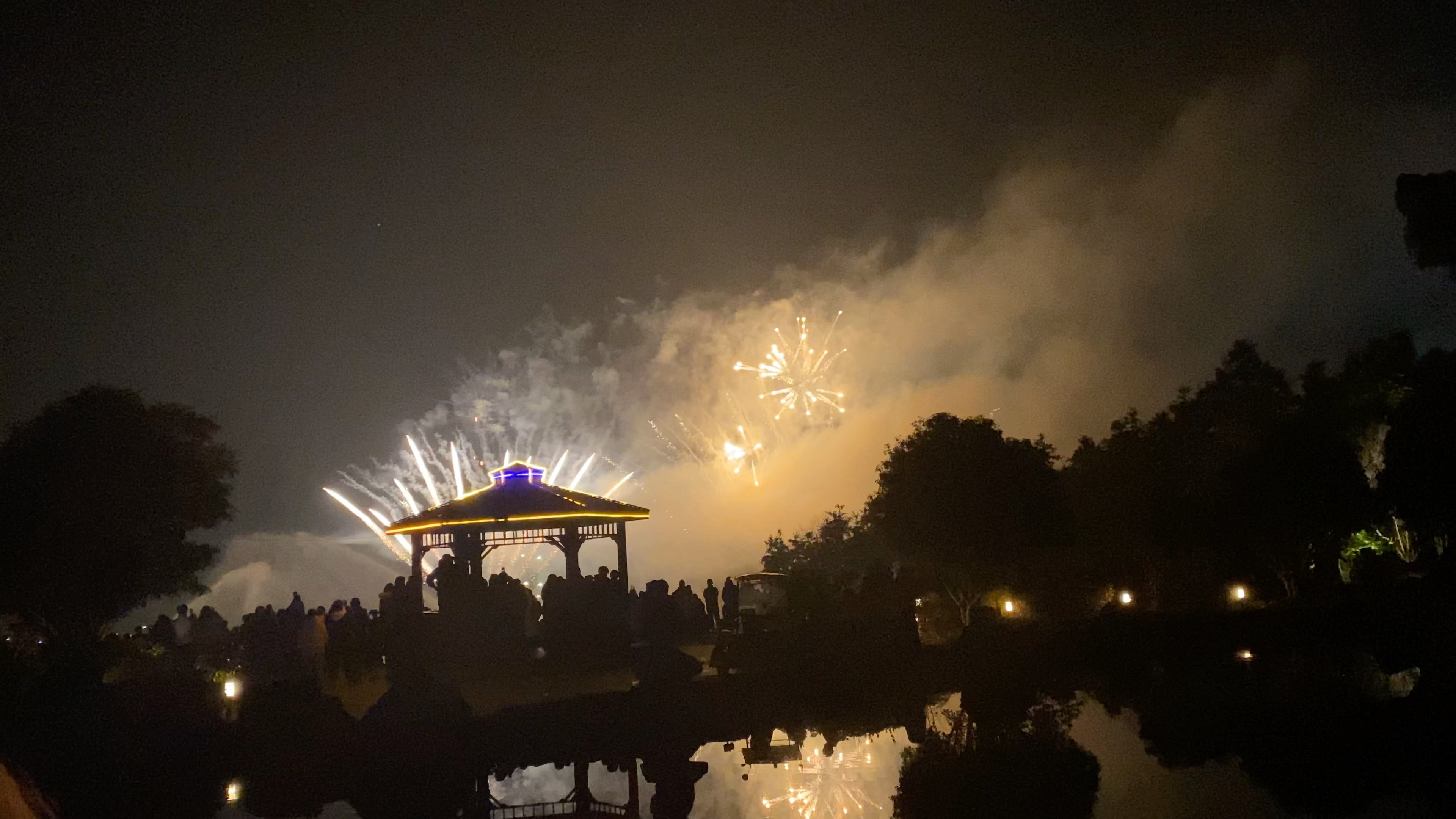 2022元旦银杏湖烟花表演